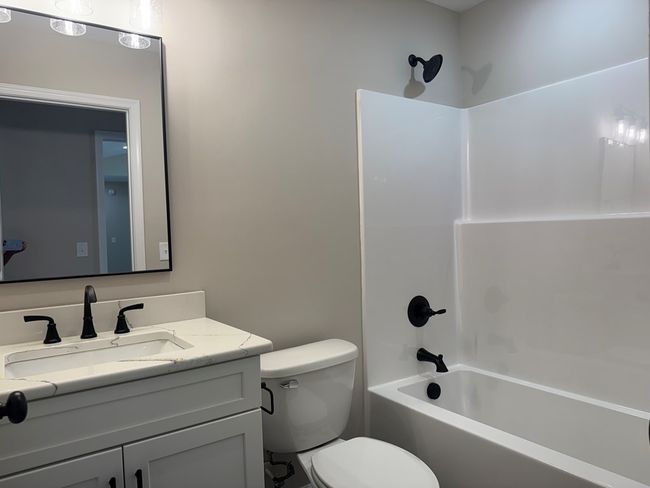 2350 Spring Grove Rd, House other with 3 bedrooms, 2 bathrooms and null parking in Appomattox VA | Image 14