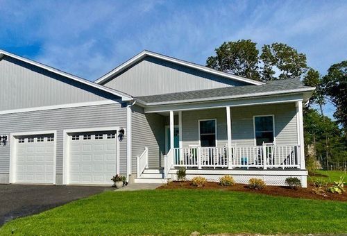 77-2 Beacon St, Buzzards Bay, MA, 02532-4807 | Card Image