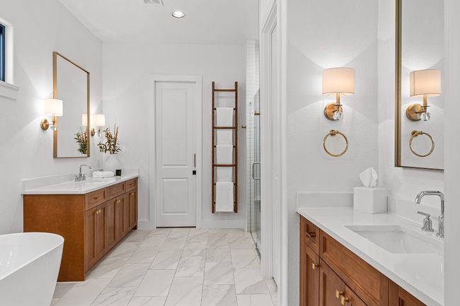 1104 Flint Ridge Trl, House other with 4 bedrooms, 5 bathrooms and null parking in Georgetown TX | Image 18