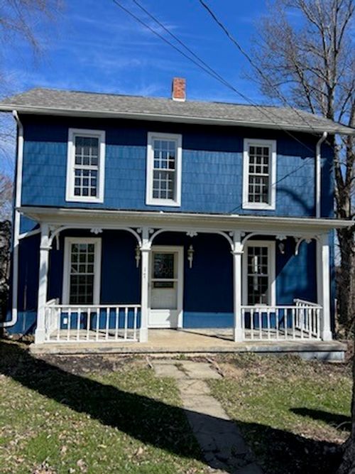 17 E Church St, Fredonia, PA, 16124-5005 | Card Image