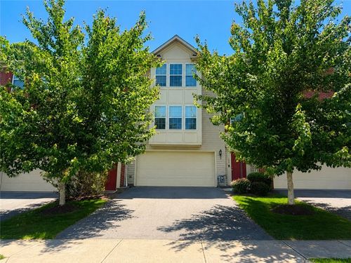 122 Broadstone Dr, Mars, PA, 16046-5202 | Card Image
