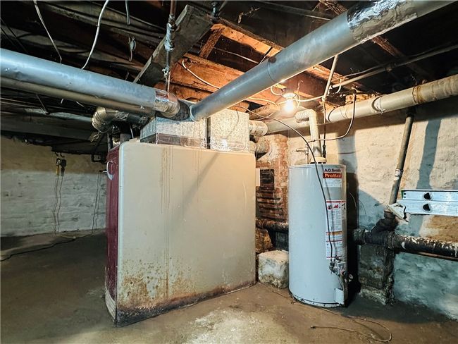 94 N Division St, Home with 5 bedrooms, 2 bathrooms and null parking in Auburn NY | Image 32