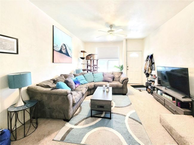 APT-127 - 3584 30 Th Way, Condo with 2 bedrooms, 3 bathrooms and null parking in GAINESVILLE FL | Image 4