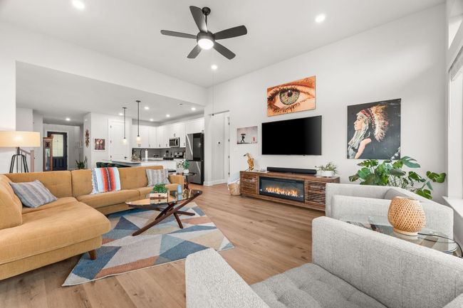 1036 Hazy Hills Loop, House other with 4 bedrooms, 3 bathrooms and 4 parking in Dripping Springs TX | Image 5