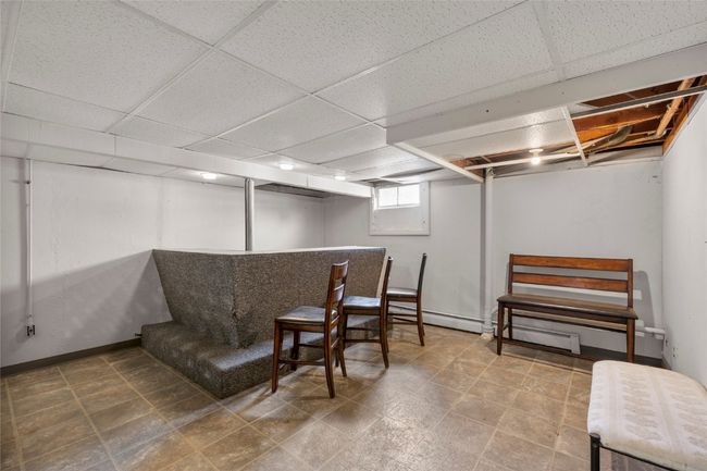 2469 1 St St, House other with 3 bedrooms, 2 bathrooms and null parking in Cedar Rapids IA | Image 13
