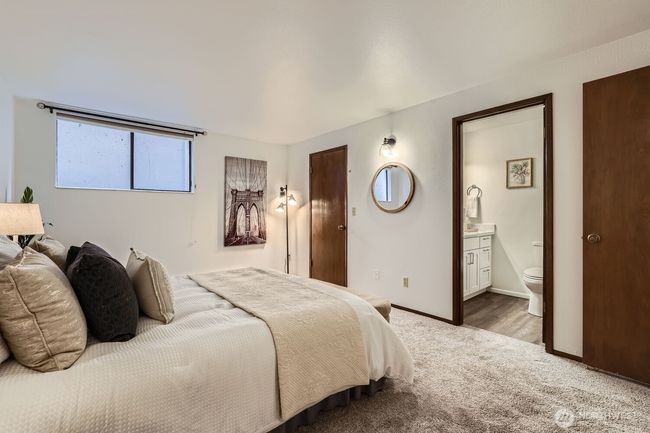 APT-101 - 3434 25 Th Ave W, Condo with 2 bedrooms, 2 bathrooms and 1 parking in Seattle WA | Image 12