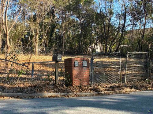 1316 Walls Rd, Macon, GA, 31211-1530 | Card Image