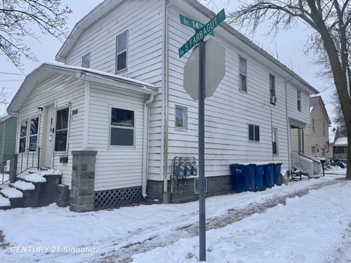 300 S Farragut St, Bay City, MI, 48708-7355 | Card Image