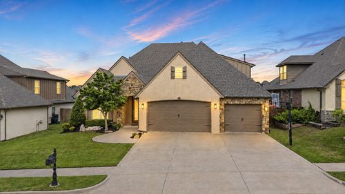 5929 E 145th St S, Bixby, OK, 74008-4086 | Card Image