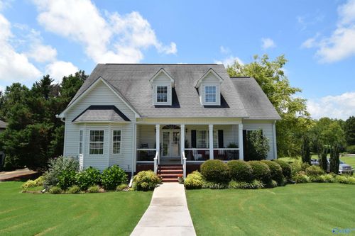 5520 Cedar Mill Dr, Guntersville, AL, 35976-2941 | Card Image