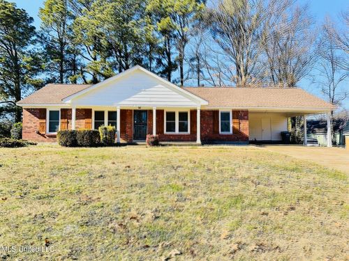 8237 Chesterfield Dr, Southaven, MS, 38671-3839 | Card Image