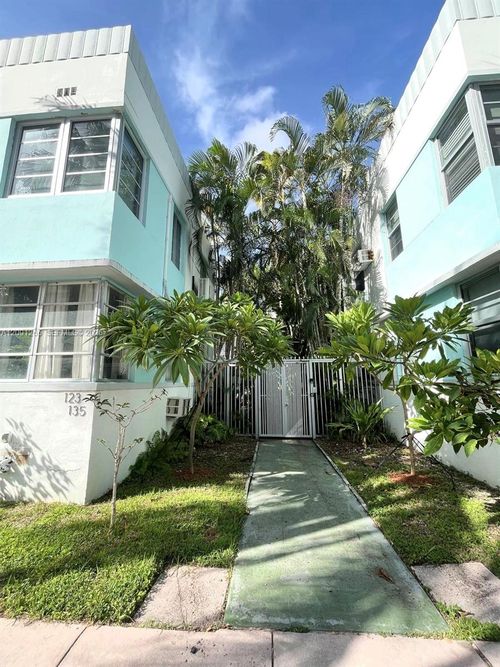 10-123 3rd St, Miami Beach, FL, 33139-6972 | Card Image