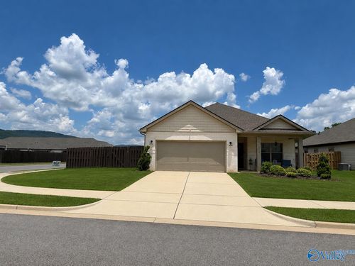 6018 Margie Collins Dr, Owens Cross Roads, AL, 35763-4819 | Card Image