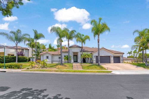 410 Milagrosa Cir, Chula Vista, CA, 91910-8061 | Card Image