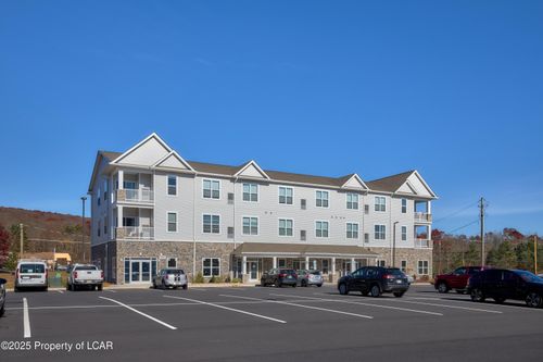 244 Sand Springs Dr, Drums, PA, 18222-2068 | Card Image