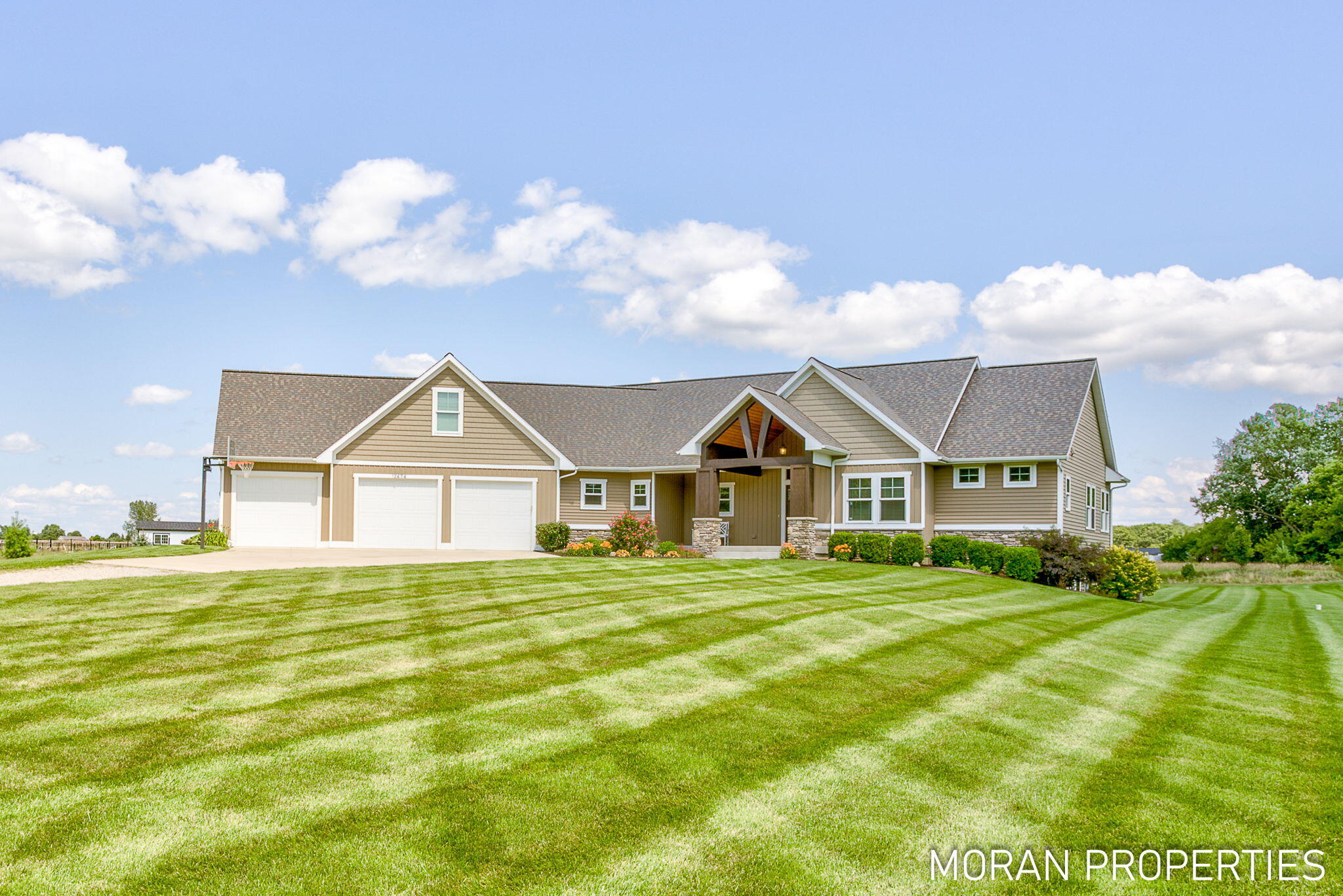 64th Ave, Allendale, MI 49401
