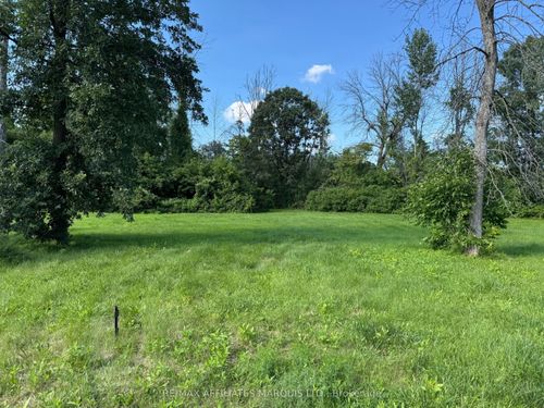 13 Glennway Ave, Edwardsburgh, ON, K0E1T1 | Card Image
