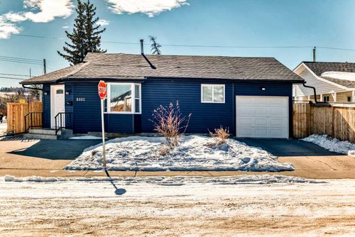 6403 35 Ave Nw, Calgary, AB, T3B1S5 | Card Image