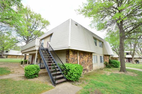 2302-6601 Zunis Ave, Tulsa, OK, 74136-1131 | Card Image
