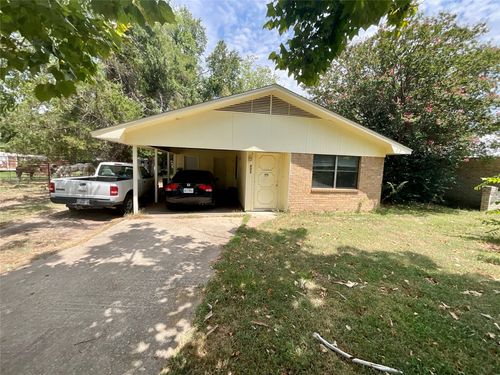 837 Putman St, Sulphur Springs, TX, 75482-3136 | Card Image