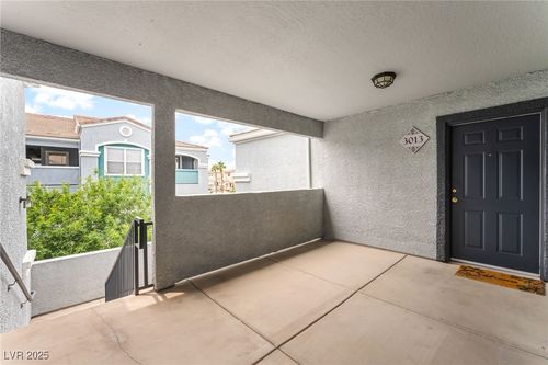 3013-6955 N Durango Dr, Las Vegas, NV, 89149-4411 | Card Image