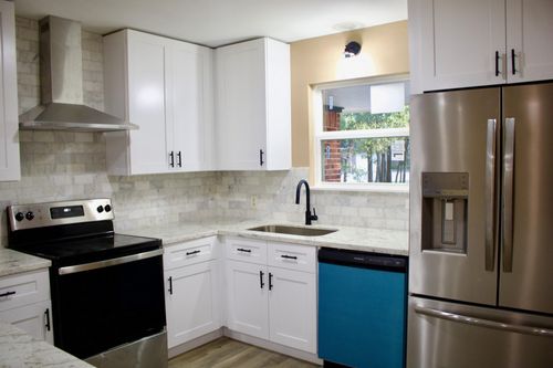 206 Hillcrest Dr, Conroe, TX, 77303-1543 | Card Image