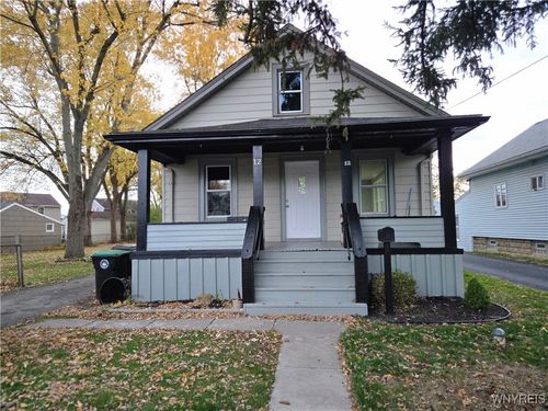 12 Maldiner Ave, Tonawanda, NY, 14150-4022 | Card Image