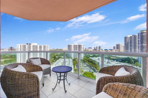 apt-1702-3370 Ne 190th St, Aventura, FL, 33180-2409 | Card Image