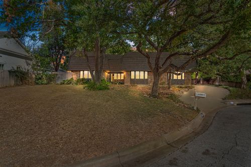 5300 Northcrest Rd, Fort Worth, TX, 76107-3217 | Card Image