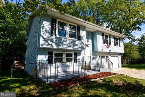 1002 Campus Ct, WALDORF, MD, 20602-1979 | Card Image