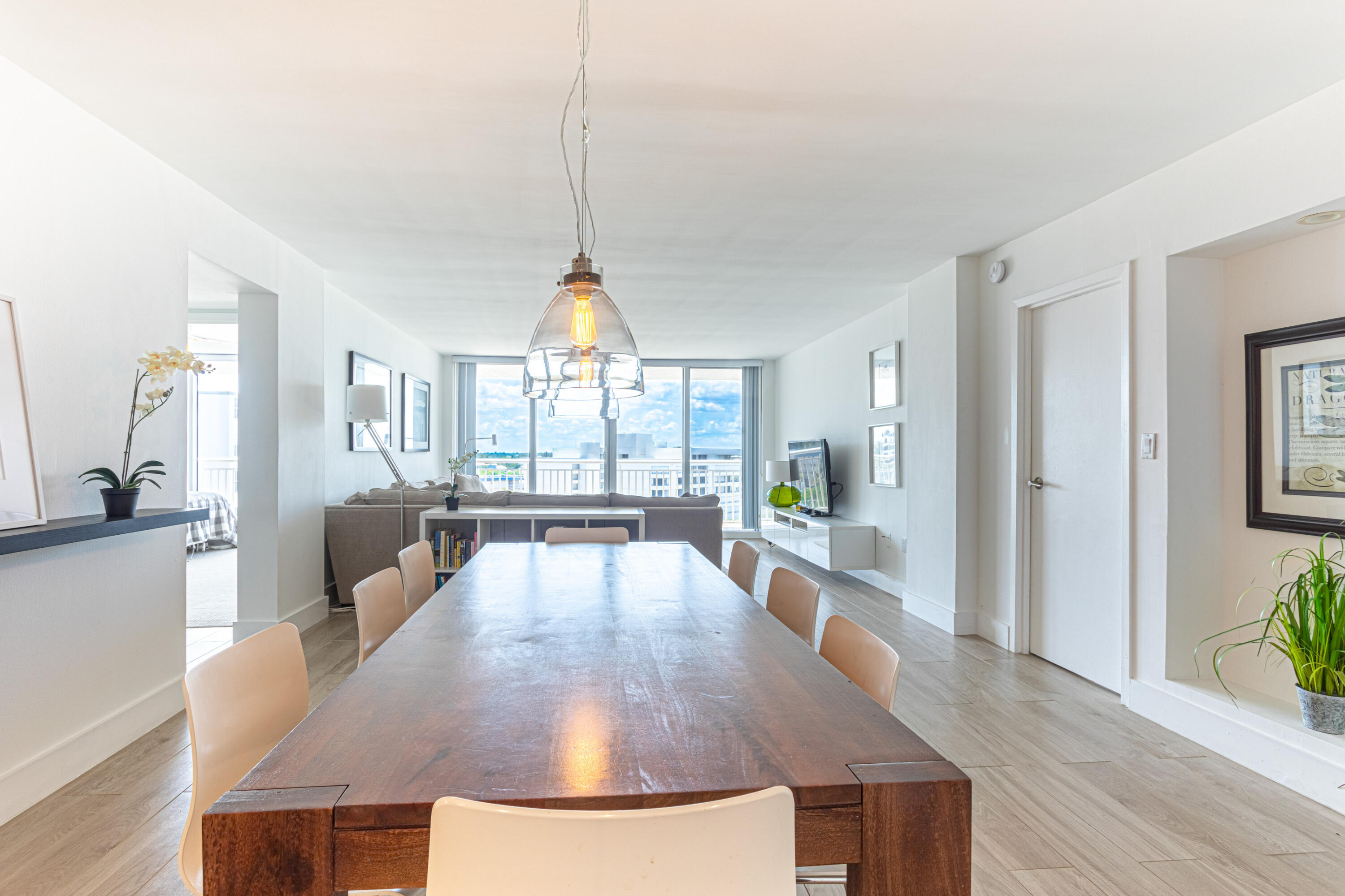 Residential Lease in South Palm Beach 2
