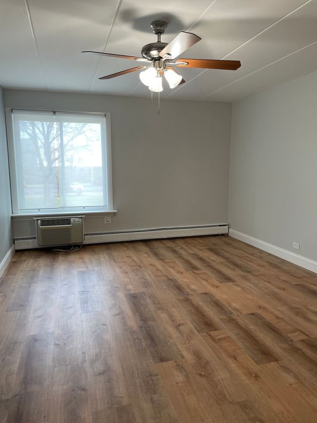 APT-230N - 18 E Old Willow Rd, Condo with 2 bedrooms, 2 bathrooms and 2 parking in Prospect Heights IL | Image 11