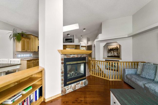 9 Chaparral Cove Se, House other with 4 bedrooms, 3 bathrooms and 4 parking in Calgary AB | Image 16