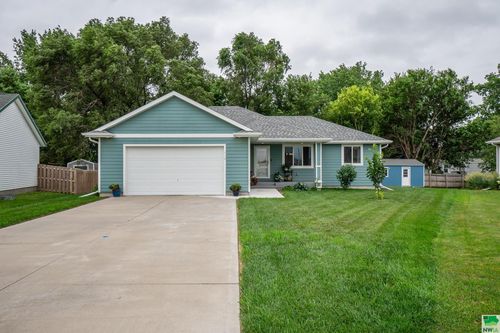 918 Harvest Bnd, North Sioux City, SD, 57049-5201 | Card Image