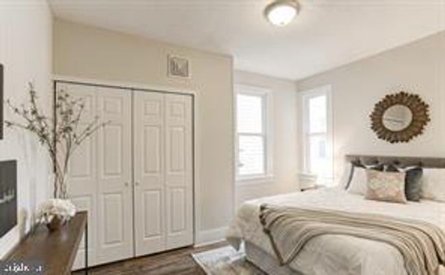 92 W Broad St, House other with 4 bedrooms, 1 bathrooms and null parking in YOE PA | Image 7