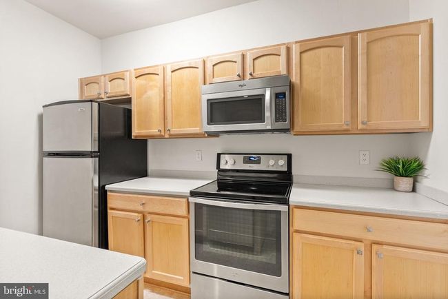 APT-1103 - 12160 Penderview Ter, Condo with 2 bedrooms, 1 bathrooms and null parking in FAIRFAX VA | Image 12