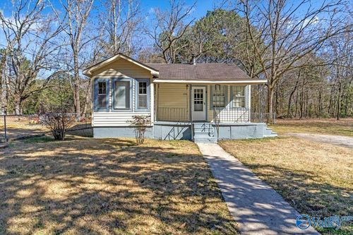 698 Mountainview Road Ne, Hartselle, AL, 35640 | Card Image