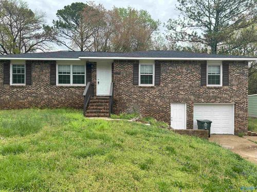2620 Nw Thornhill Road, Huntsville, AL, 35810 | Card Image