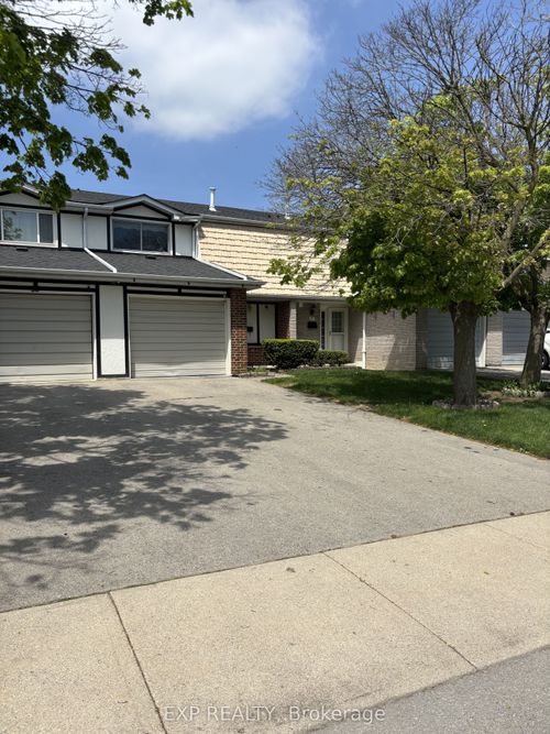 54 Nicklaus Dr, Hamilton, ON, L8K6H3 | Card Image