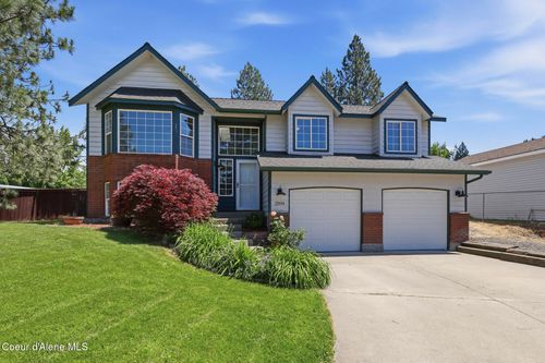 2504 N Stagecoach Dr, Post Falls, ID, 83854-8450 | Card Image