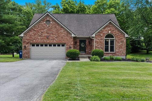 5210 New Chapel Rd, Jeffersonville, IN, 47130-8623 | Card Image
