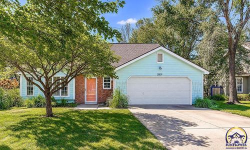 2809 Bluestem Dr, Lawrence, KS, 66047 | Card Image