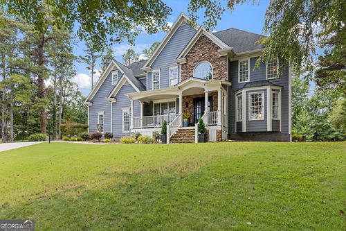 685 Red Sunset Cir, Powder Springs, GA, 30127-6420 | Card Image