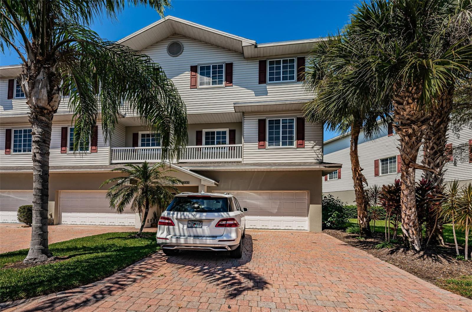 10th Ln, Palmetto, FL 34221