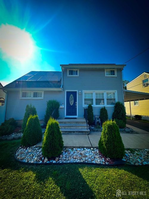54 Laurel St, Perth Amboy, NJ, 08861-1532 | Card Image