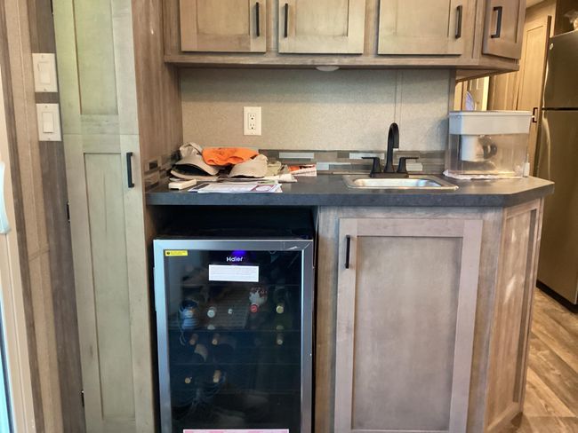 counter top/refreshment cooler | Image 23