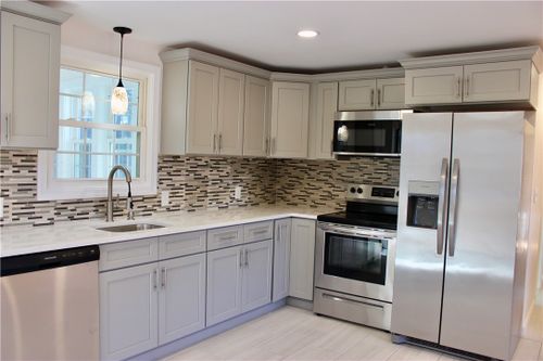 105 Summer St, Blackstone, MA, 01504-1338 | Card Image