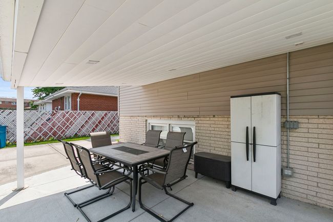 11017 S Kilbourn Ave, House other with 3 bedrooms, 2 bathrooms and 2 parking in Oak Lawn IL | Image 15