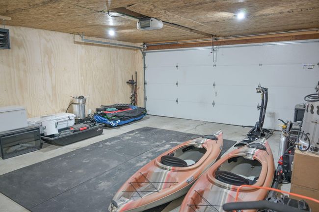 Garage Interior | Image 61