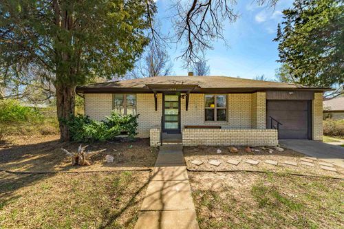 1335 W Olive Ave, El Dorado, KS, 67042-2452 | Card Image